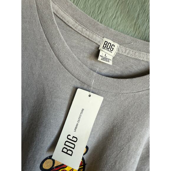 NWT Urban Outfitters, Men's Graphic T Large - Picture 5 of 6